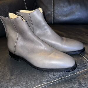 Tucci Gray Leather Boots Back Zip Made in Italy EUC